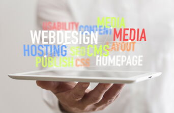 Fokus auf das Wesentliche: Wie Webdesign, Hosting, Content und Usability zu einem performanten und modernen digitalen Gesamterlebnis für Unternehmen verschmilzt.